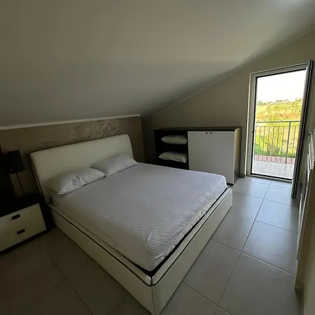 House Villa Mandatoriccio Marina