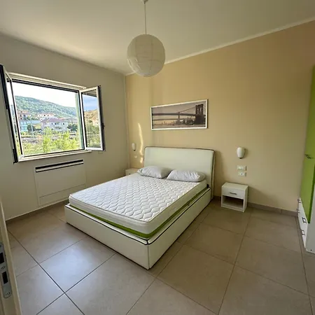 House Mandatoriccio Marina